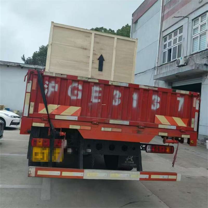 屯城镇米林县：物流专线的高效货运之旅